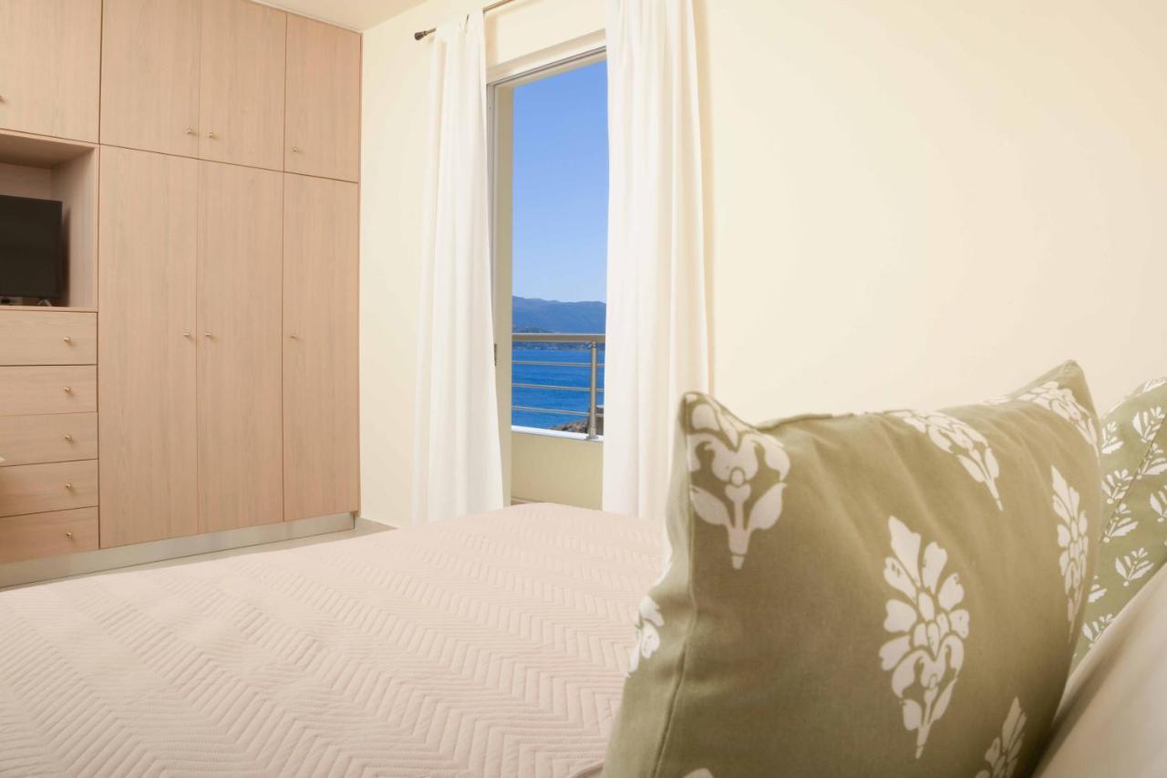 Oikies Luxury Apartments With Private Free Parking Area Agios Nikolaos  Exterior photo